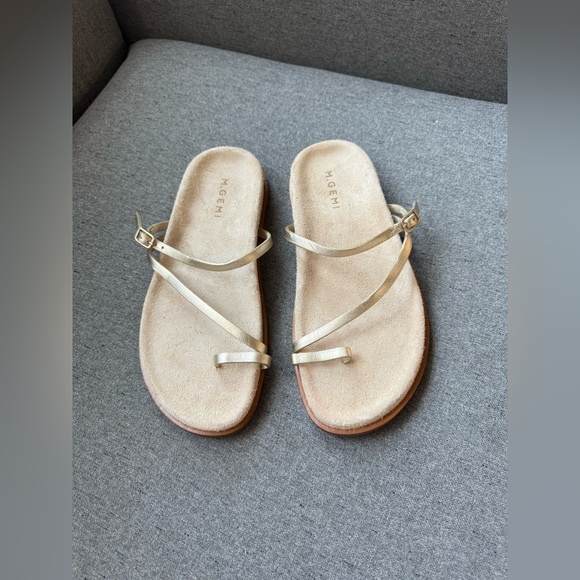 M. Gemi Shoes - M. GEMI The Lorella In Champagne Sandals Slippers Women's Leather Size 6.5
